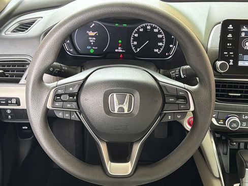 Used 2020 Honda Accord EX image 4