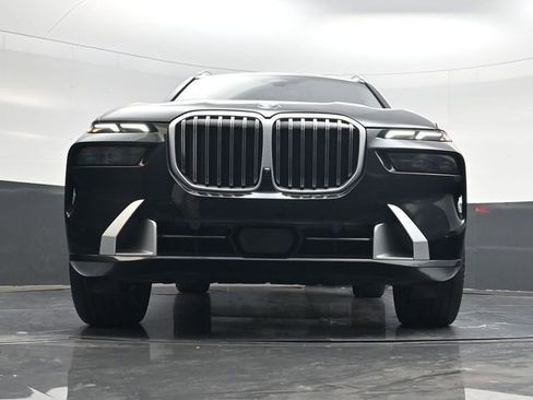 Used 2025 BMW X7 xDrive40i AWD/4WD image 66