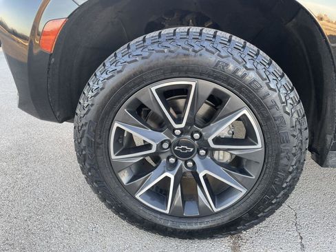 Used 2022 Chevrolet Tahoe Z71 image 34