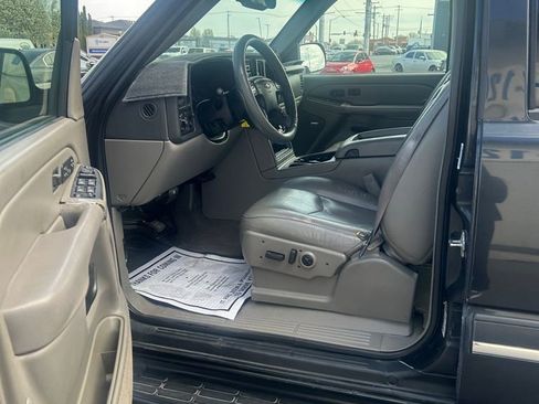 Used 2005 Chevrolet Tahoe LT w/ LT Preferred Equipment Group image 13