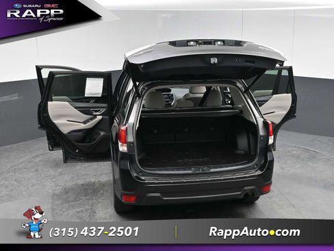 Used 2020 Subaru Forester Premium image 25