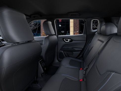 New 2026 Jeep Compass Latitude AWD/4WD image 23