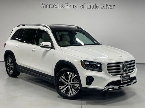 Used 2026 Mercedes-Benz GLB 250 4MATIC image 8