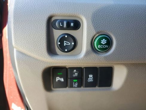 Certified 2022 Honda Pilot Touring image 12