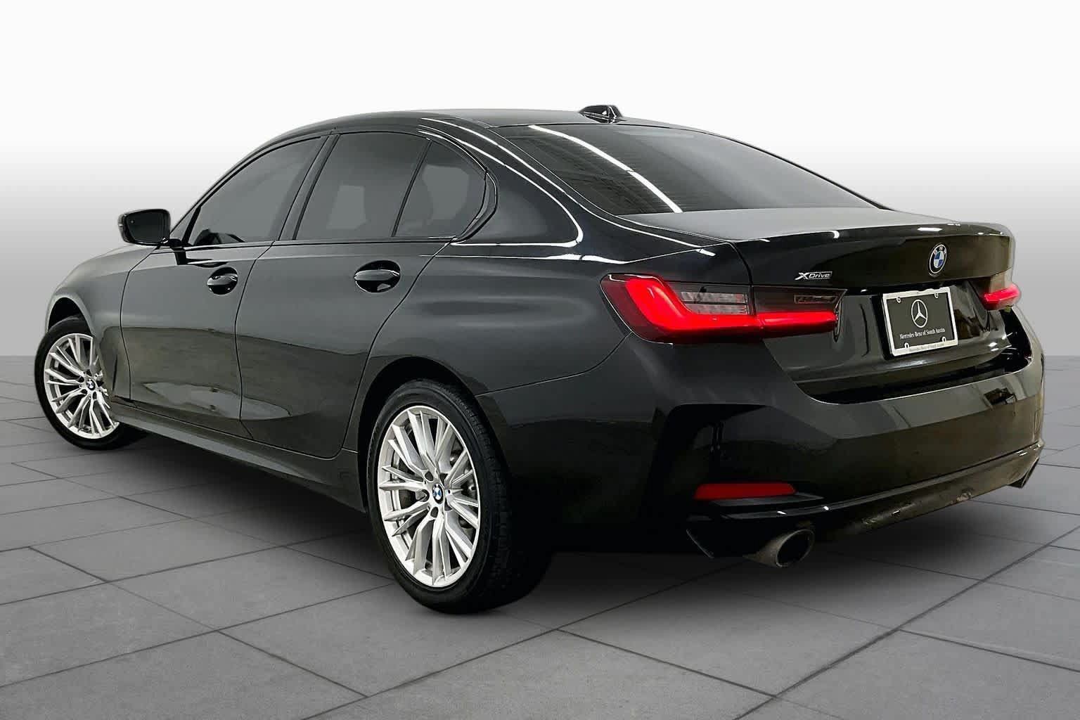 Used 2023 BMW 330i xDrive Sedan w/ Driving Assistance Package AWD/4WD image 12