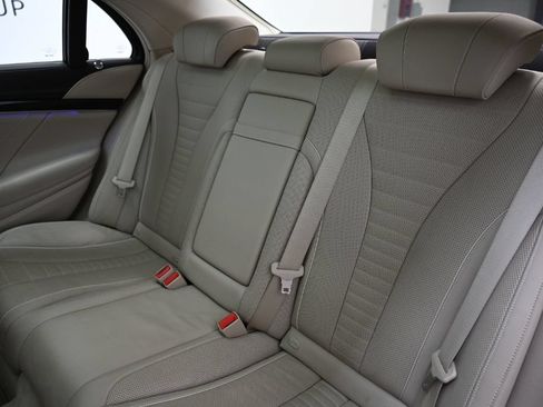 Used 2016 Mercedes-Benz S 550 Sedan image 36