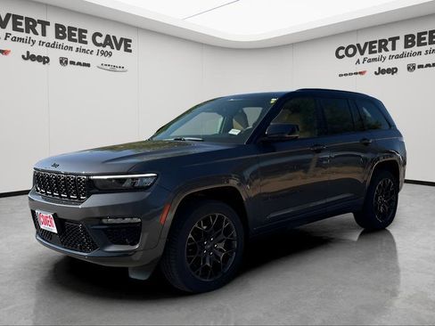 New 2025 Jeep Grand Cherokee Summit image 3