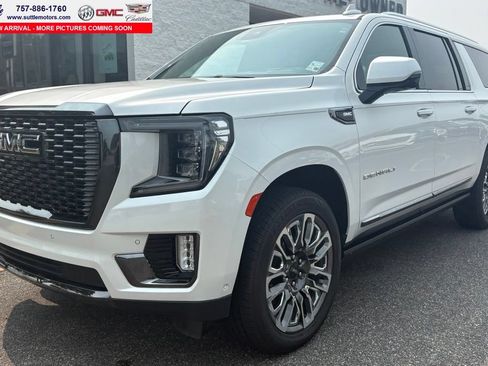 Certified 2023 GMC Yukon XL Denali Ultimate AWD/4WD image 1