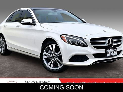 Used 2018 Mercedes-Benz C 300 4MATIC Sedan image 1