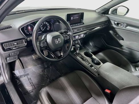 Used 2025 Honda Civic Sport image 9