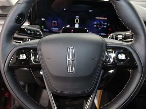New 2026 Lincoln Aviator 2WD image 37