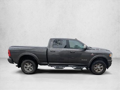 Used 2022 RAM 2500 Laramie AWD/4WD image 4