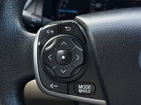 Used 2014 Toyota Camry FWD image 12