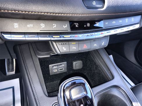 Used 2023 Cadillac XT4 Sport image 19