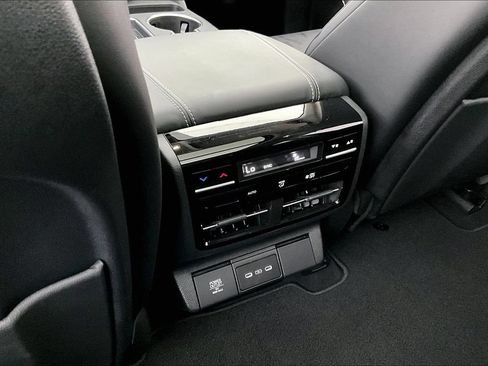 Certified 2026 Acura MDX FWD w/ Technology Package image 31