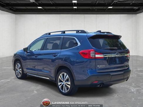 Used 2022 Subaru Ascent Limited w/ Technology Package AWD/4WD image 3