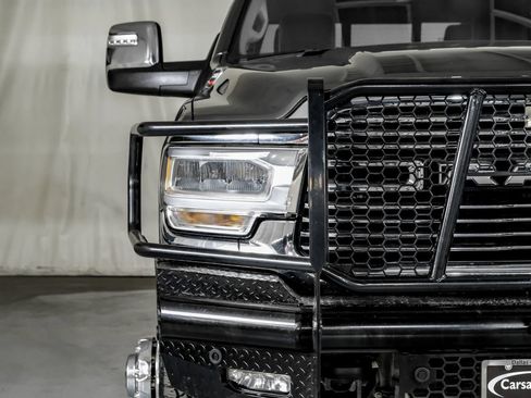 Used 2024 RAM 3500 Laramie AWD/4WD image 39