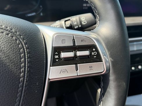 Used 2025 Kia Telluride EX X-Line AWD/4WD image 33