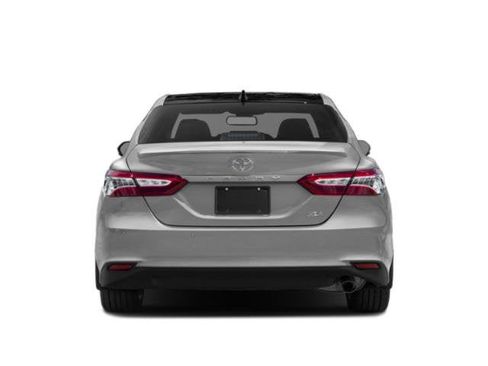 Used 2018 Toyota Camry XLE w/ Audio Package FWD image 5