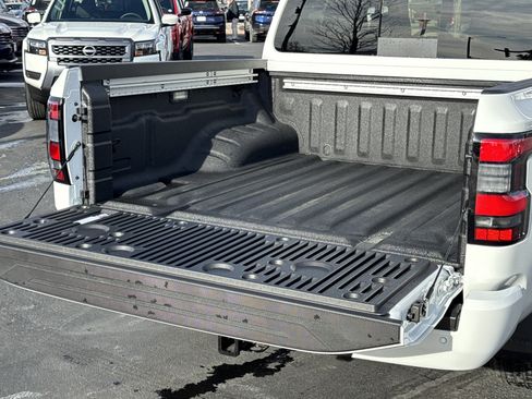 New 2026 Nissan Frontier SV w/ SV Convenience Package image 7