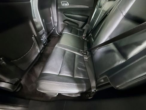 Used 2018 Jeep Grand Cherokee Limited AWD/4WD image 28
