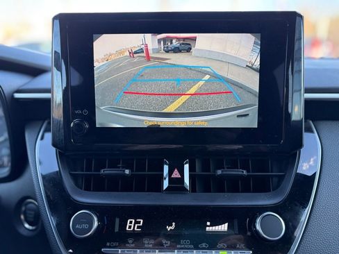 Used 2024 Toyota Corolla SE image 29