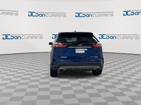 Used 2020 Ford Edge Titanium w/ Cargo Accessory Package FWD image 7