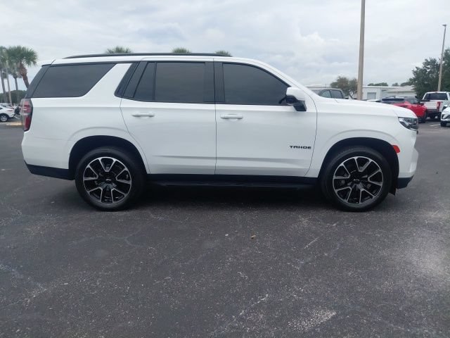 Used 2022 Chevrolet Tahoe RST w/ Luxury Package RWD image 3