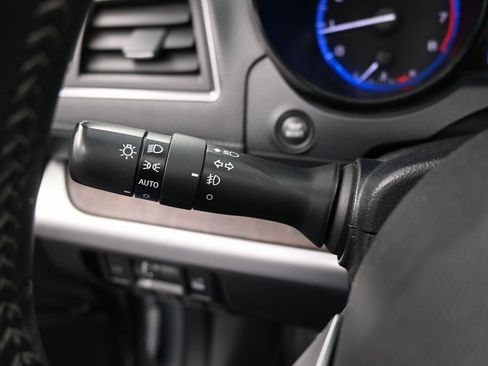 Used 2018 Subaru Outback 2.5i Limited image 21