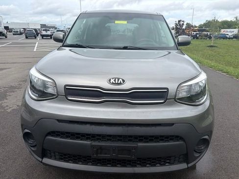 Used 2017 Kia Soul FWD image 3