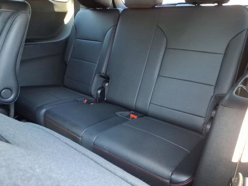 Used 2026 Chevrolet Traverse Z71 w/ Driver Confidence Package image 12