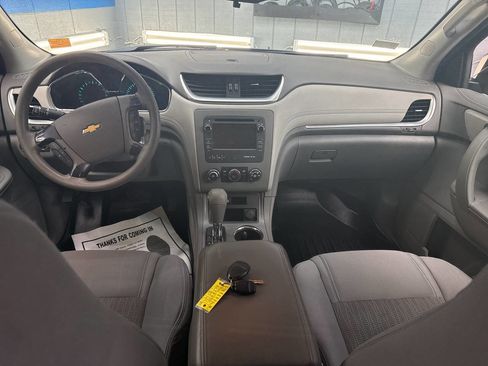 Used 2013 Chevrolet Traverse LS image 18