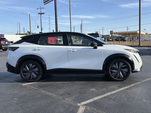 Certified 2023 Nissan Ariya AWD image 6