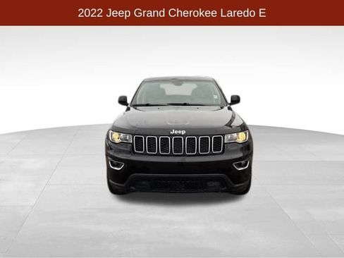 Used 2022 Jeep Grand Cherokee Laredo E w/ Security & Convenience Group image 2
