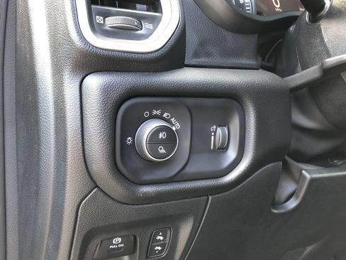 Certified 2023 RAM 1500 Big Horn AWD/4WD image 24