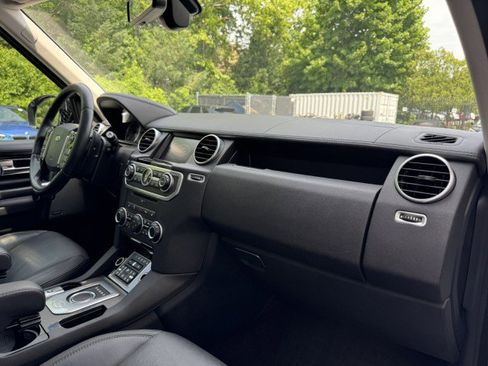 Used 2016 Land Rover LR4 HSE LUX AWD/4WD image 41