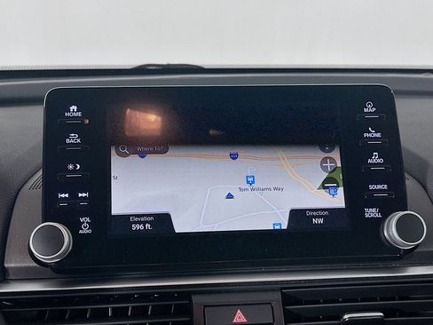 Used 2020 Honda Accord Touring image 22