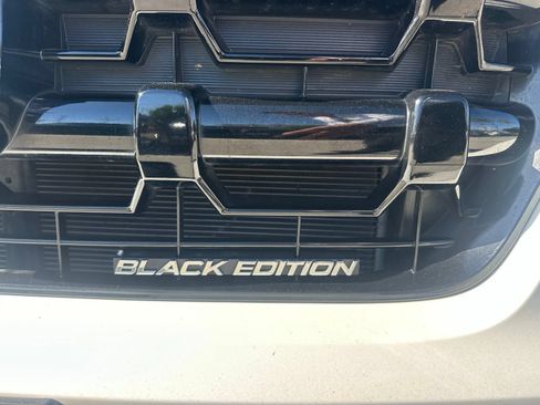 Used 2024 Honda Ridgeline Black Edition image 11