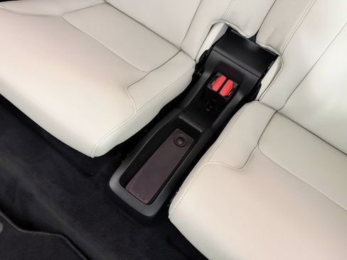 Used 2019 Volvo XC90 T5 Momentum AWD/4WD image 45