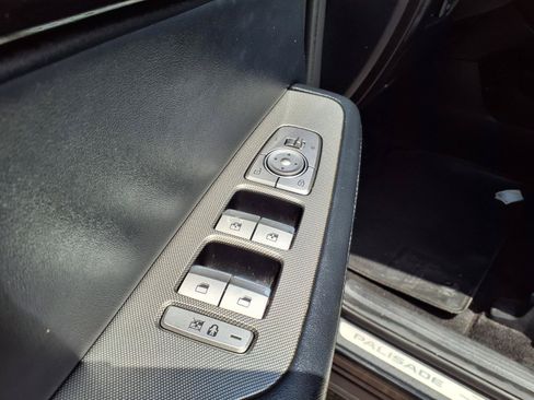 Used 2021 Hyundai Palisade Limited AWD/4WD image 23