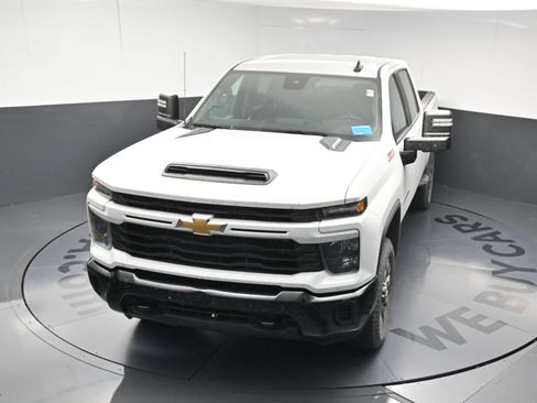 Used 2024 Chevrolet Silverado 2500 Custom w/ Custom Value Package AWD/4WD image 21