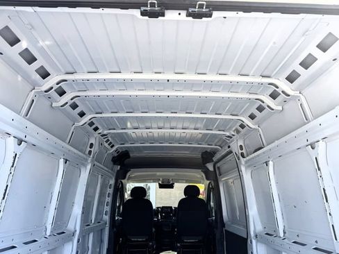 Used 2023 RAM ProMaster 2500 w/ Safety Group (A) FWD image 17