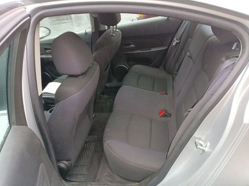 Used 2015 Chevrolet Cruze LT w/ Sun And Sound Package FWD image 5