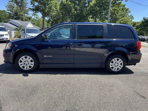 Used 2014 Dodge Grand Caravan SE w/ Quick Order Package 29E SE FWD image 14