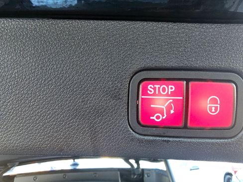 Used 2016 Mercedes-Benz GLE 350 4MATIC image 37