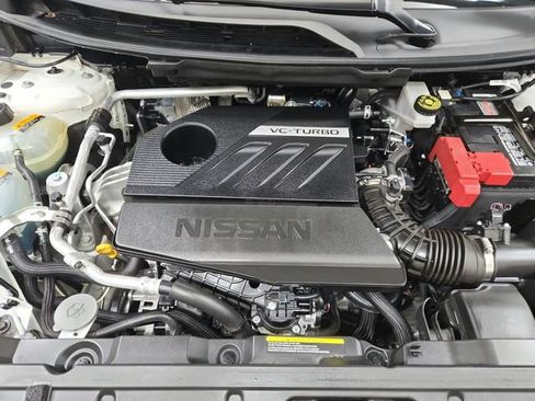 Used 2025 Nissan Rogue SV FWD image 17