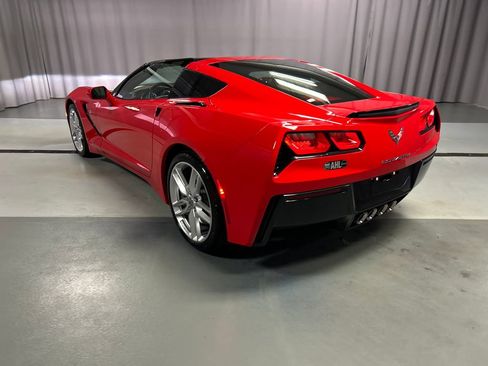 Used 2018 Chevrolet Corvette Stingray Coupe w/ 1LT RWD image 5