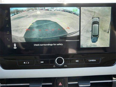 New 2026 Mitsubishi Outlander SE image 9