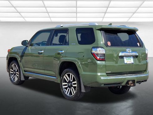 Used 2022 Toyota 4Runner Limited AWD/4WD image 17