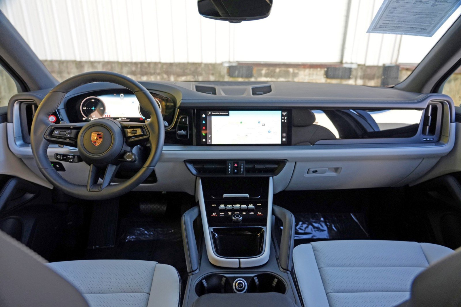 Used 2026 Porsche Cayenne AWD/4WD image 13
